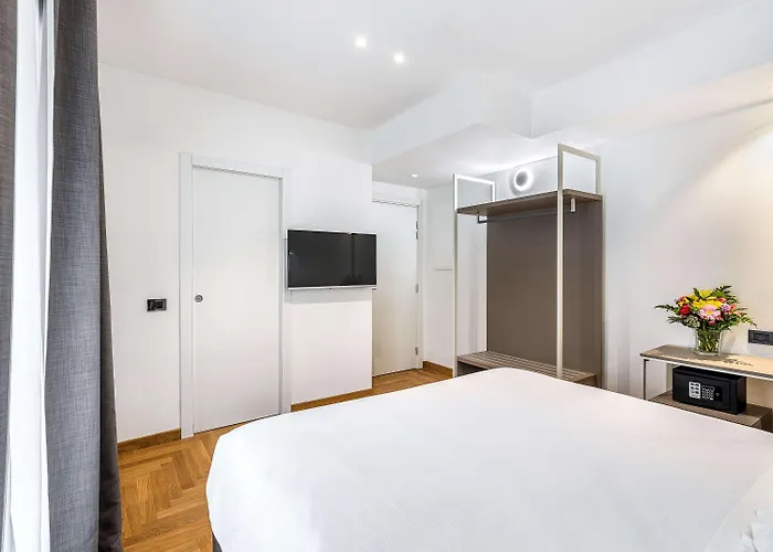 Hotel Mercure Centro Termini 4*