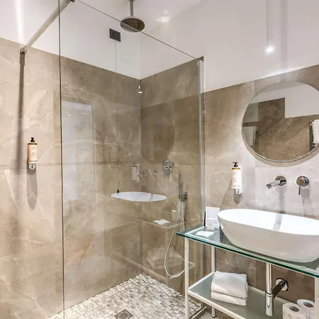 Mercure Centro Termini מלון 4*