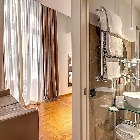 Mercure Centro Termini ホテル 4*